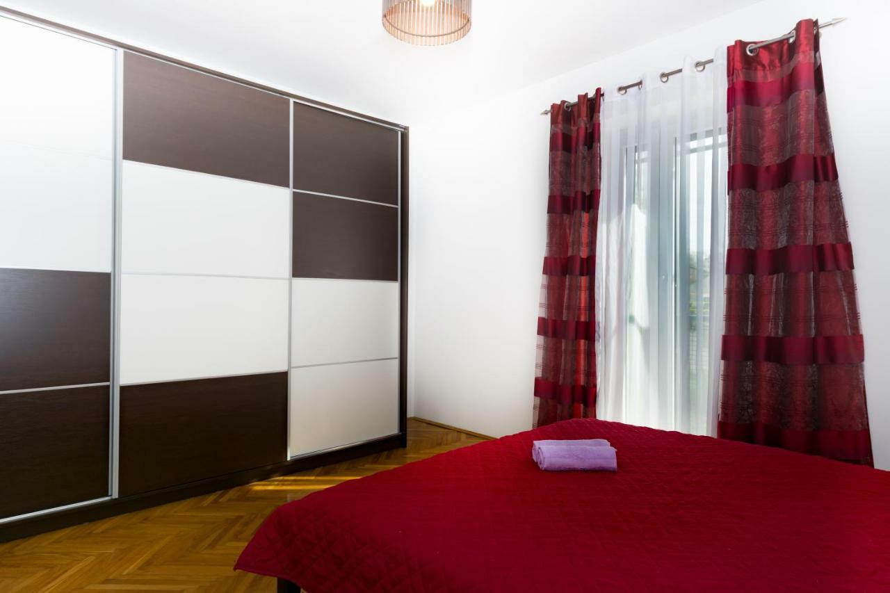 Apartment Park Каштела Екстер'єр фото